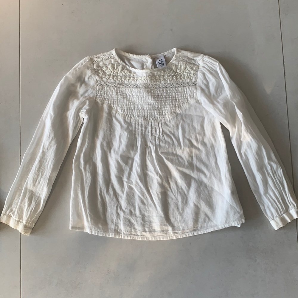 Whit Pattern Long Sleeve Top